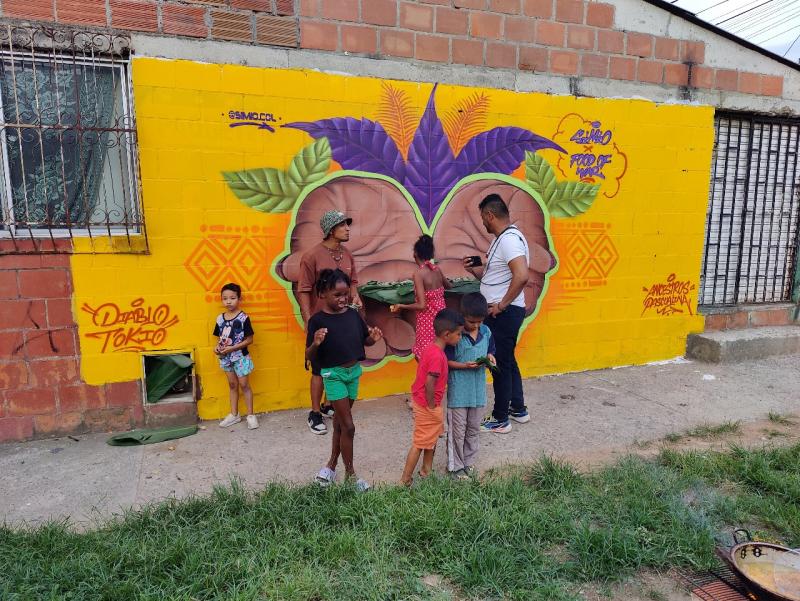 Food of War's previous Edible Mural at Tokio Neighbourhood, Pereira, Colombia