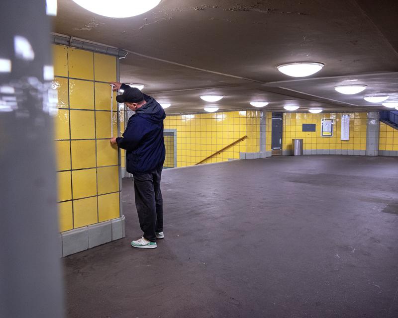 Maße nehmen im U-Bahnhof Hermannplatz