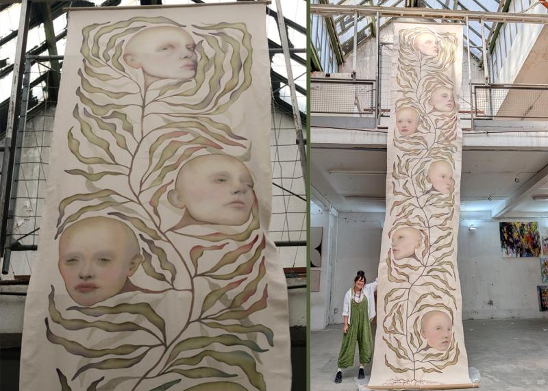 On the left of the image, there is a detail of the painting "Multiplicity", while the right side shows the whole painting with the artist next to it