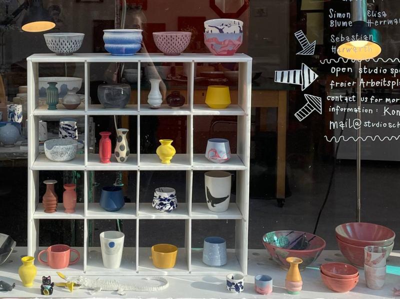 diverse Keramiken, Schaufenster 